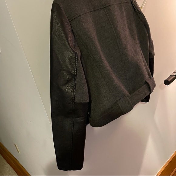 Renvy Bomber Women's Medium M Asymmetrical Lined Belted Gray Black Jacket - Picture 3 of 5